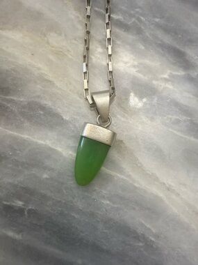 Green Teardrop Pendant Necklace in SterlingSilver 925- Women Jewelry